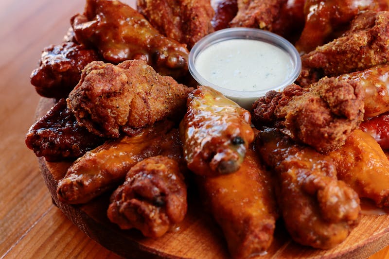 Buffalo wings with hot sauce